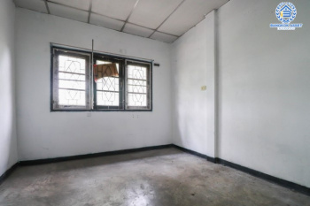 *****บ้านแฝดมือสองย่านนนทบุรี ม.เกร็ดแก้วการ์เด้นท์ รัตนาธิเบศร์ เนื้อที่กว้างขวางมากถึง 40 ตร.ว. ฟังก์ชัน 3 ห้องนอน 4 ห้องน้ำ ที่จอดรถ 3 คัน พื้นที่ใช้สอยเยอะ บนสุดยอดทำเล ใกล้ที่ชุมชน เชื่อมต่อรถไฟฟ้าสายสีม่วง "สถานีตลาดบางใหญ่" และทางด่วน "ศรีรัช"